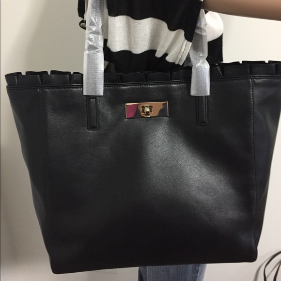 kate spade Handbags - KATE SPADE BLACK RUFFLE TOP LEATHER TOTE $429 💕
